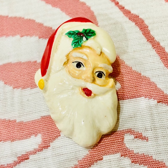 D14-Vintage Santa Face Collectible Pin/Brooch - Picture 7 of 10